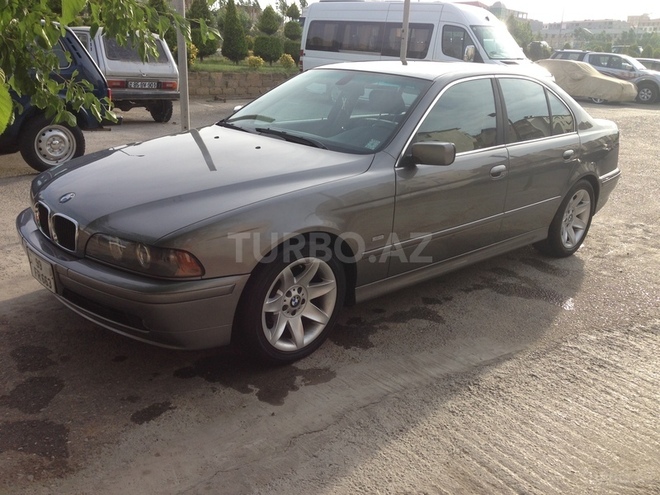 BMW 525 2002, 132,600 km - 2.5 l - Bakı
