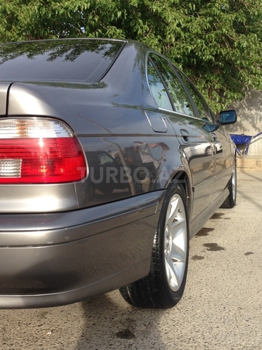 BMW 525 2002, 132,600 km - 2.5 l - Bakı