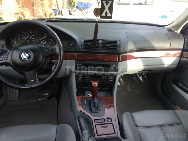 BMW 525 2002, 132,600 km - 2.5 l - Bakı