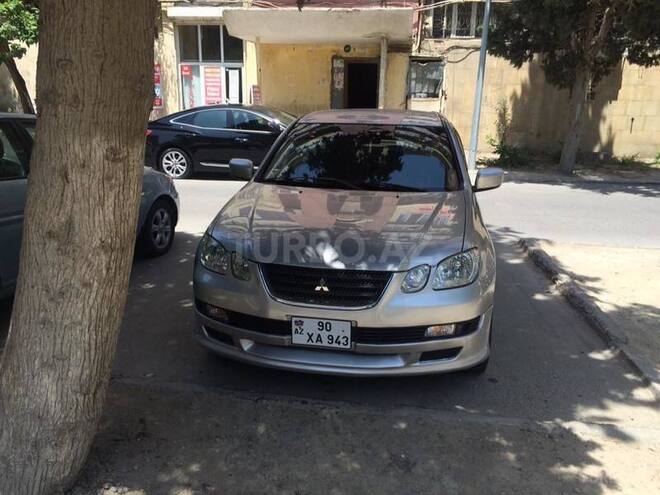 Mitsubishi Airtrek 2003, 200,000 km - 2.0 l - Bakı