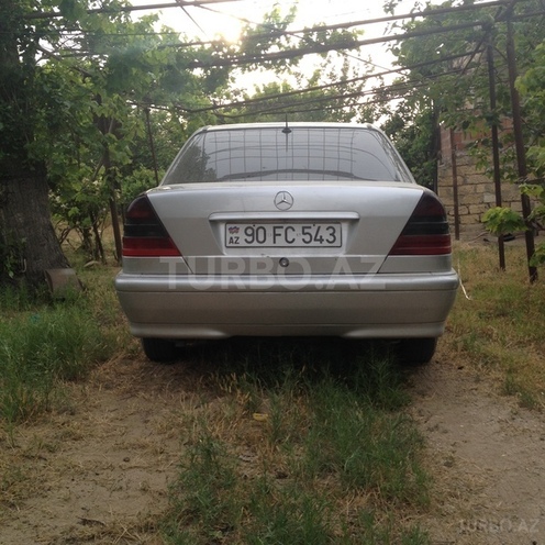 Mercedes C 220 1998, 270,000 km - 2.2 l - Sumqayıt