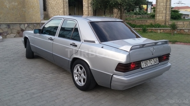 Mercedes 190 1991, 255,000 km - 2.6 l - Bakı