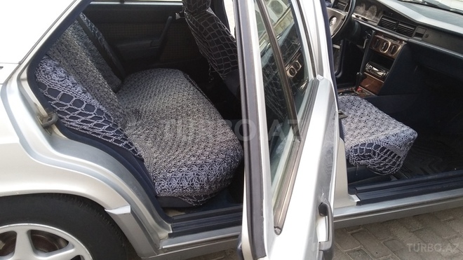 Mercedes 190 1991, 255,000 km - 2.6 l - Bakı