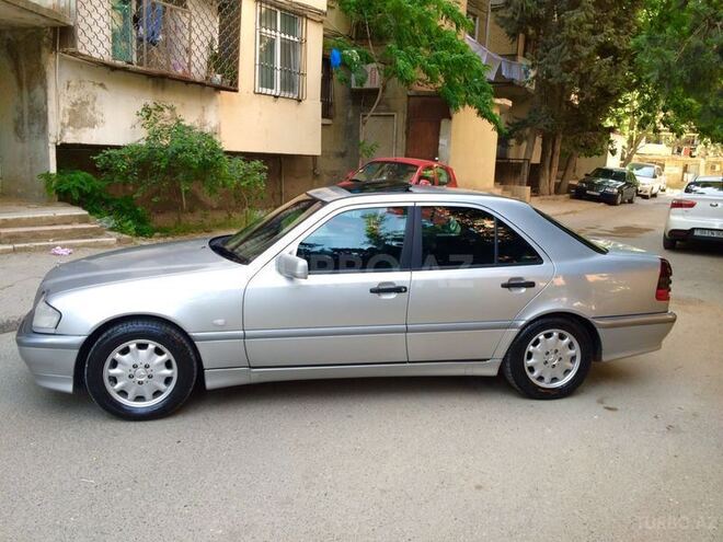 Mercedes C 200 1998, 175,000 km - 2.0 л - Bakı