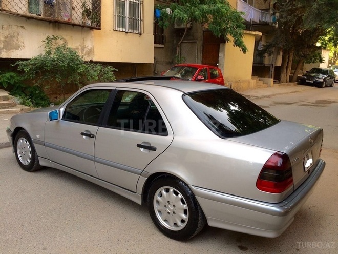 Mercedes C 200 1998, 175,000 km - 2.0 л - Bakı