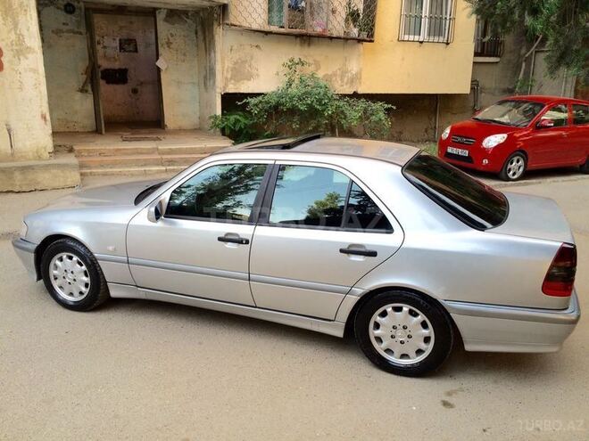 Mercedes C 200 1998, 175,000 km - 2.0 л - Bakı