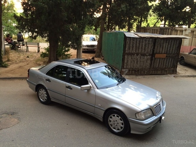 Mercedes C 200 1998, 175,000 km - 2.0 л - Bakı