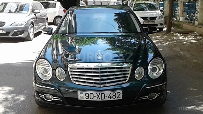 Mercedes E 240 2002, 210,000 km - 2.6 l - Bakı