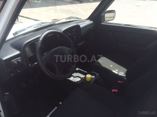 LADA (VAZ) Niva 2016, 800 km - 1.7 л - Bakı