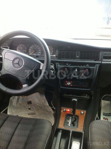 Mercedes 190 1993, 375,000 km - 2.0 l - Sumqayıt