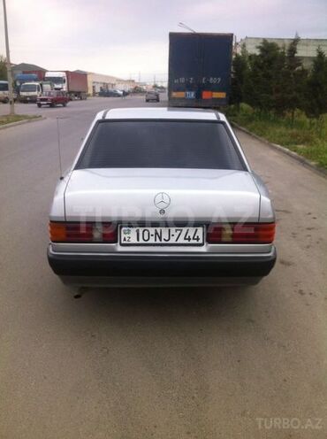 Mercedes 190 1993, 375,000 km - 2.0 l - Sumqayıt
