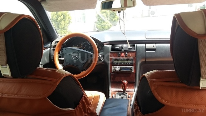 Mercedes E 230 1997, 348,555 km - 2.3 l - Bakı