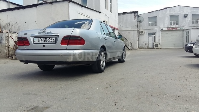Mercedes E 230 1997, 348,555 km - 2.3 l - Bakı