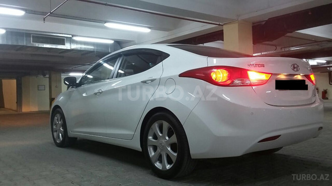 Hyundai Elantra 2011, 77,000 km - 1.8 l - Bakı