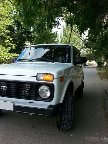 LADA (VAZ) Niva 2015, 15,000 km - 1.7 л - Bakı
