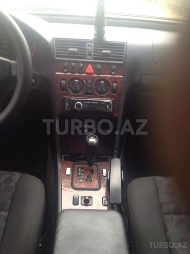 Mercedes C 220 2000, 350,000 km - 2.2 l - Bakı