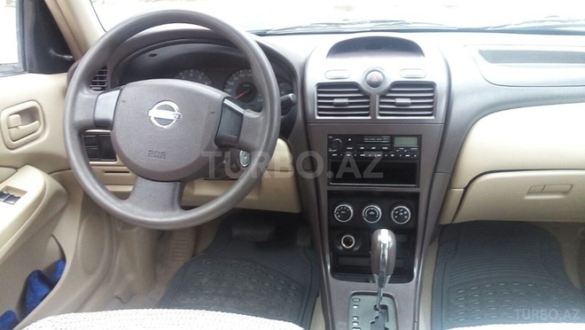 Nissan Sunny 2010, 112,000 km - 1.6 l - Bakı