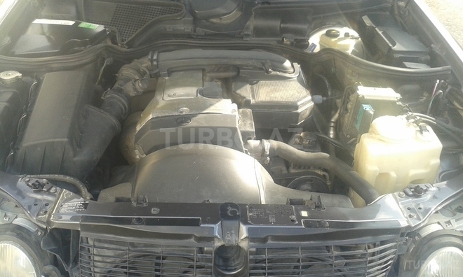 Mercedes E 230 1995, 301,000 km - 2.3 л - Şəmkir