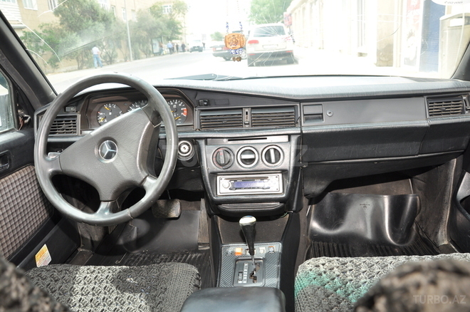 Mercedes 190 1991, 400,000 km - 2.0 l - Bakı
