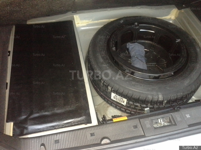 Mercedes E 320 2001, 90,128 km - 3.2 l - Bakı