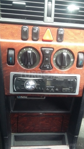 Mercedes C 200 1997, 285,000 km - 2.0 l - Bakı