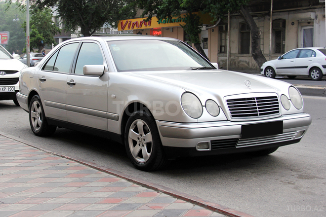 Mercedes E 280 1998, 303,000 km - 2.8 l - Bakı