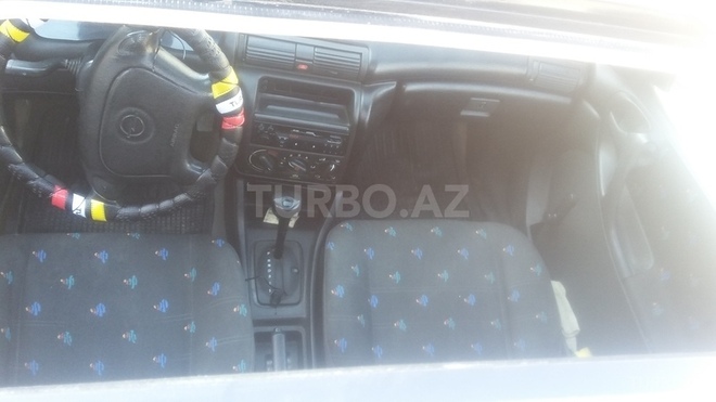 Opel Astra 1994, 185,000 km - 1.6 л - Bakı