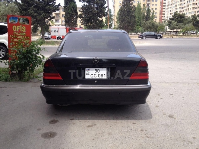 Mercedes C 230 1998, 196,000 km - 2.3 l - Bakı