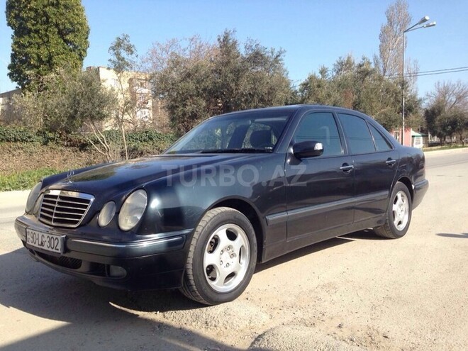 Mercedes E 220 2000, 435,000 km - 2.2 l - Bakı