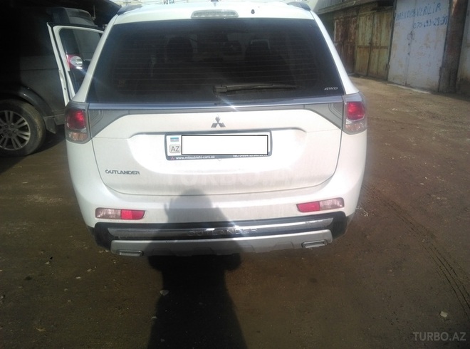 Mitsubishi Outlander 2014, 22,500 km - 2.4 l - Bakı
