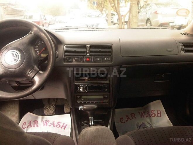 Volkswagen Golf 1999, 195,000 km - 1.6 л - Bakı