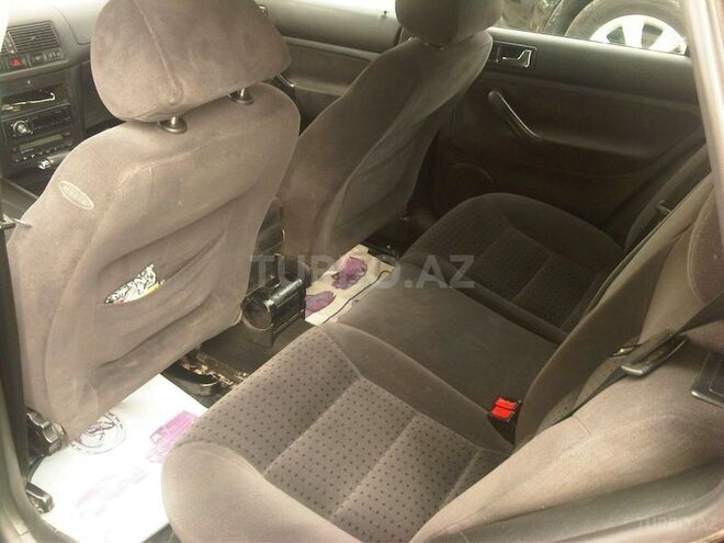 Volkswagen Golf 1999, 195,000 km - 1.6 л - Bakı
