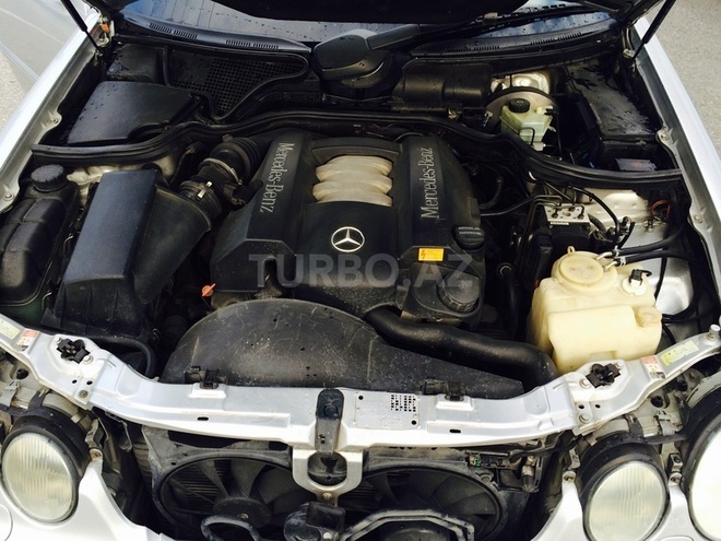 Mercedes E 240 2001, 317,041 km - 2.4 l - Bakı