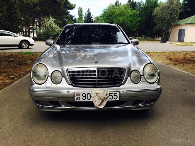 Mercedes E 240 2001, 317,041 km - 2.4 l - Bakı
