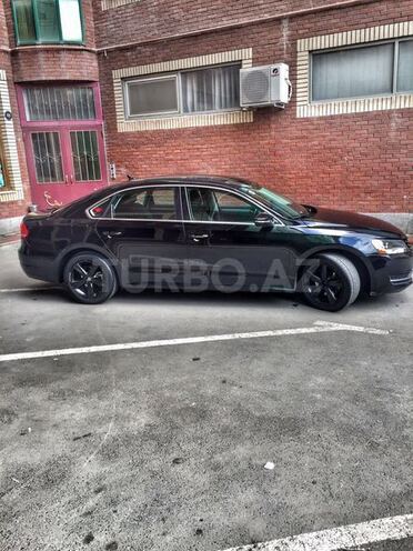 Volkswagen Passat 2012, 81,000 km - 2.5 l - Bakı