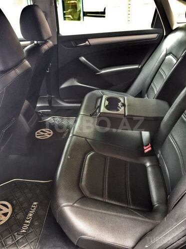 Volkswagen Passat 2012, 81,000 km - 2.5 l - Bakı