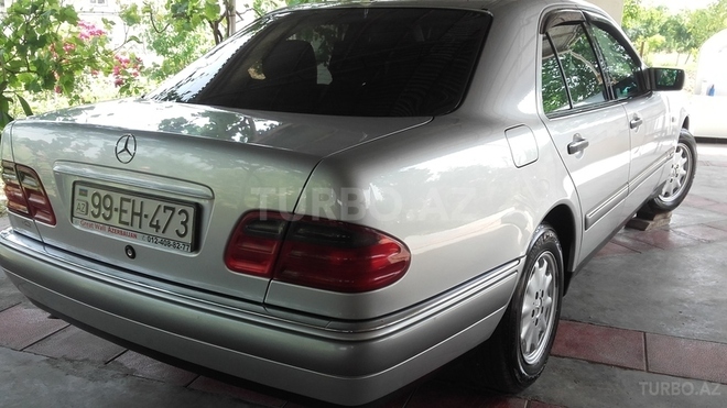 Mercedes E 200 1998, 239,400 km - 2.0 л - Bakı