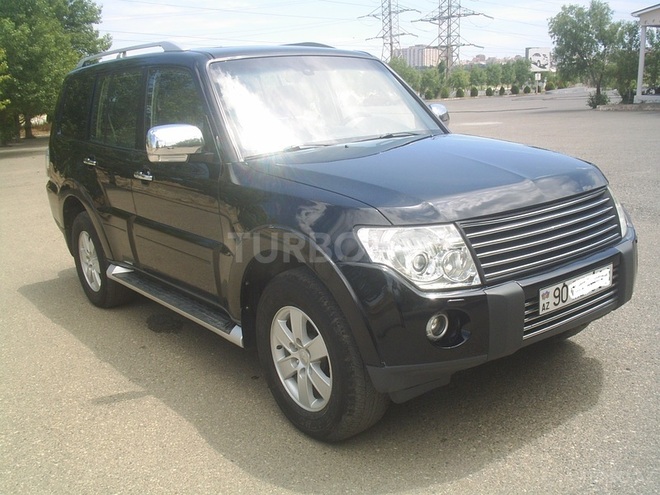 Mitsubishi Pajero 2008, 86,000 km - 3.0 l - Bakı