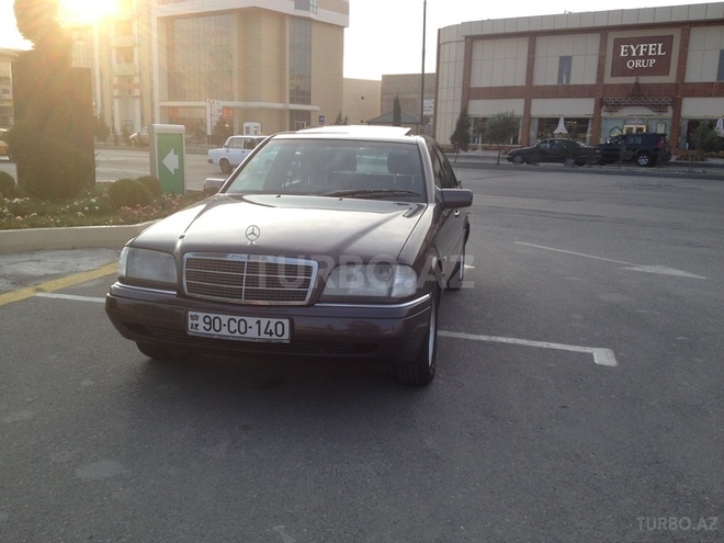 Mercedes C 180 1995, 187,000 km - 1.8 l - Bakı