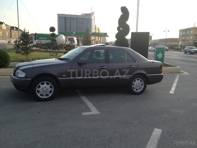 Mercedes C 180 1995, 187,000 km - 1.8 l - Bakı