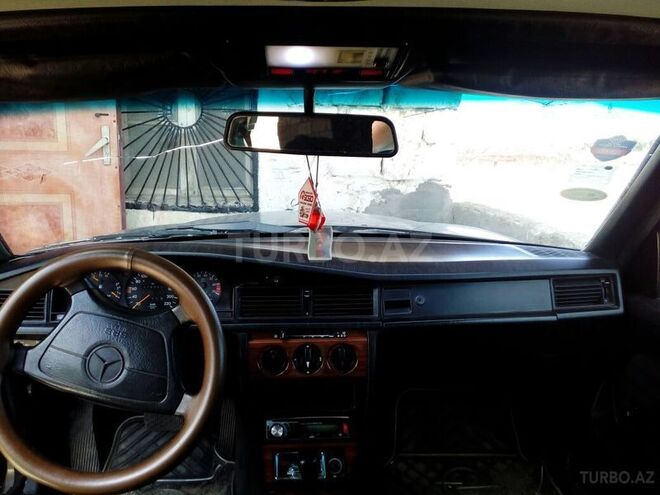 Mercedes 190 1991, 284,216 km - 2.0 l - Bakı