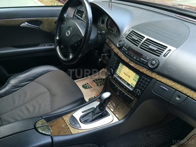 Mercedes E 220 2006, 197,000 km - 2.2 l - Sumqayıt