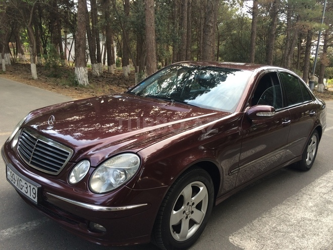 Mercedes E 220 2006, 197,000 km - 2.2 l - Sumqayıt