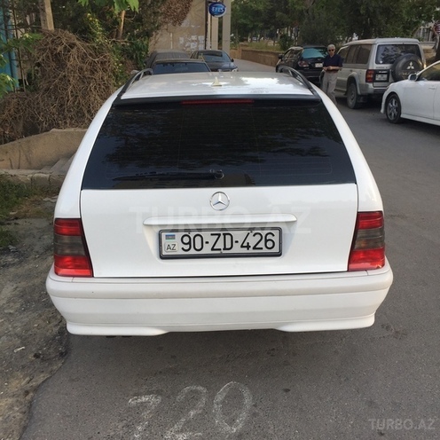 Mercedes C 220 2000, 258,000 km - 0.3 l - Bakı