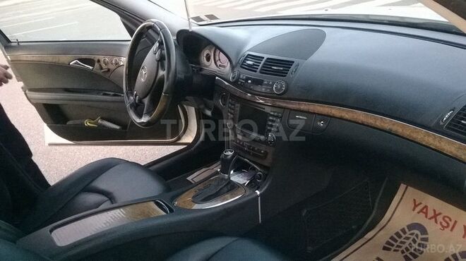 Mercedes E 350 2008, 215,000 km - 3.5 l - Bakı