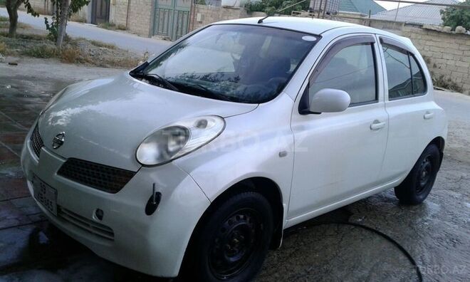 Nissan March 2004, 200,000 km - 1.4 l - Bakı