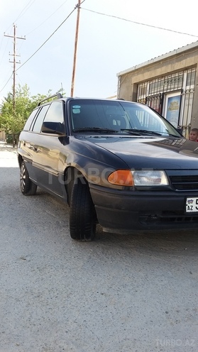 Opel Astra 1994, 184,000 km - 1.6 л - Bakı