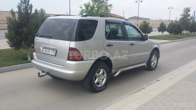 Mercedes ML 270 2001, 280,123 km - 2.7 l - Bakı