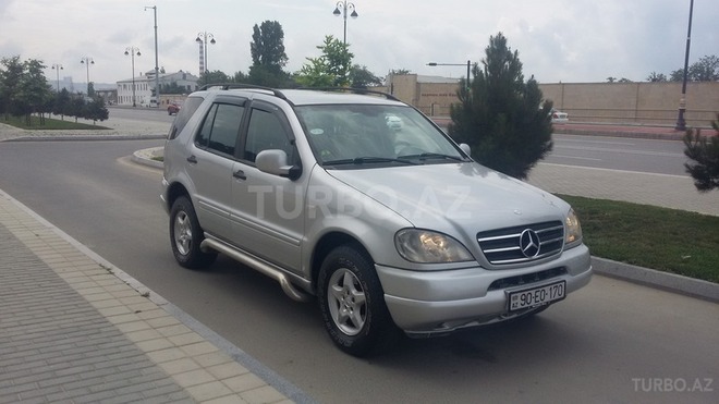 Mercedes ML 270 2001, 280,123 km - 2.7 l - Bakı