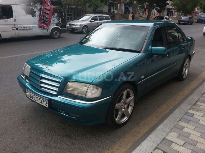 Mercedes C 240 1997, 233,000 km - 2.4 l - Bakı